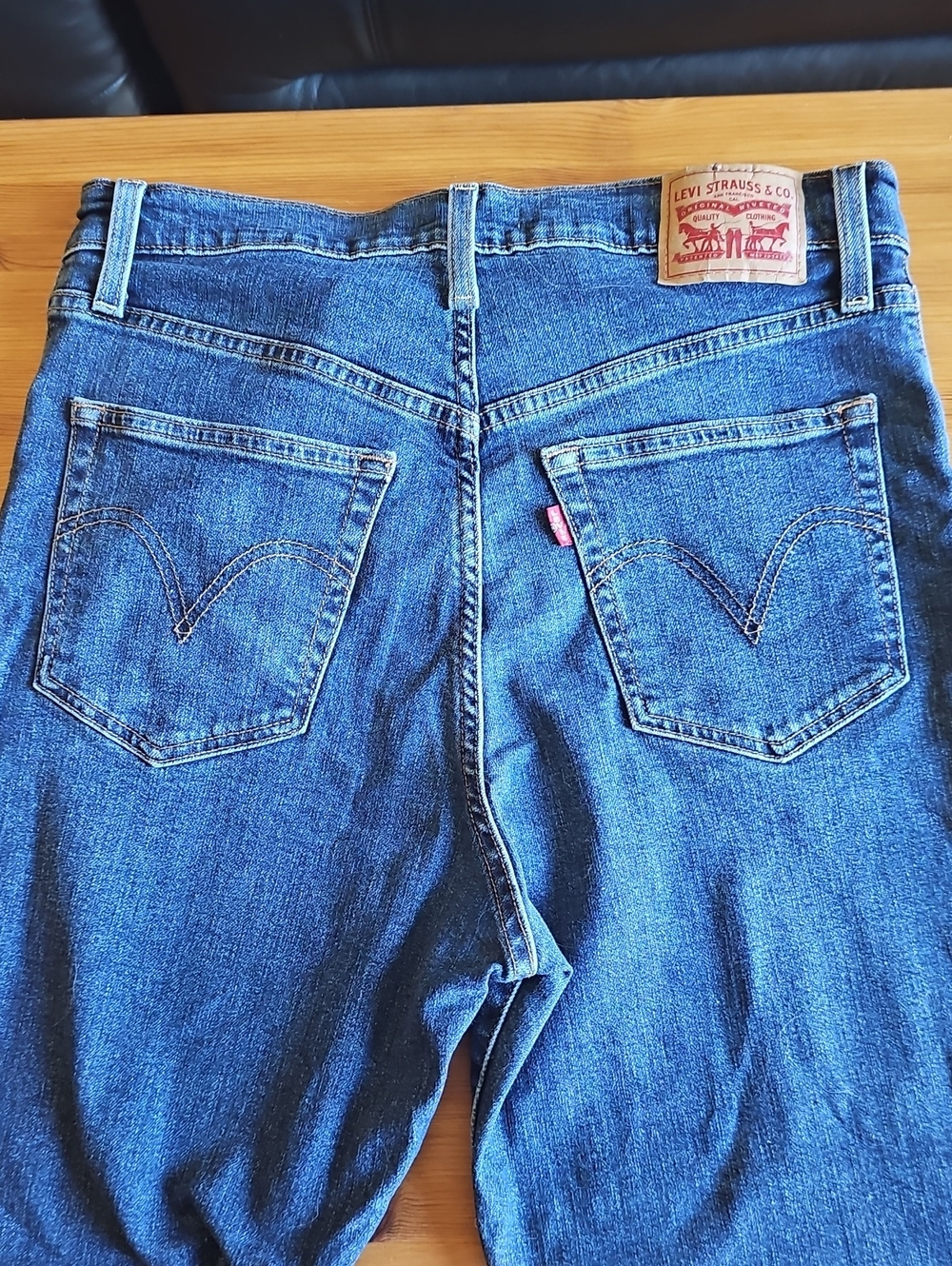 Woman LEVI'S Jeans - Picture 3 of 7